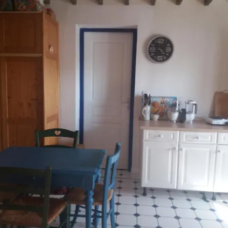 ベッド・アンド・ブレックファスト Les Mouettes 1 Ou 4 D Hote, Jardin ,bords De Loire